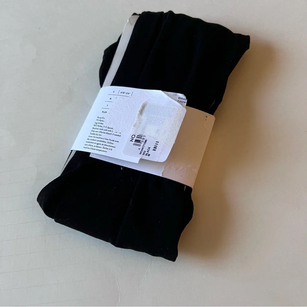 NORDSTROM HIGH-RISE OPAQUE TIGHTS CONTROL TOP BLACK SIZE MEDIUM NWT.